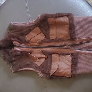 Fur vest